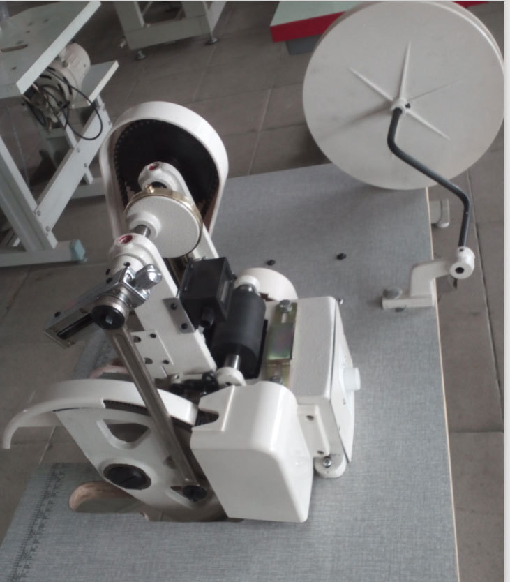 �б��]���ęC�� 