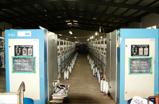 ����C ����