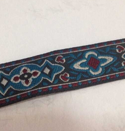 �߾��ܾ����Ứ�������L����2cm