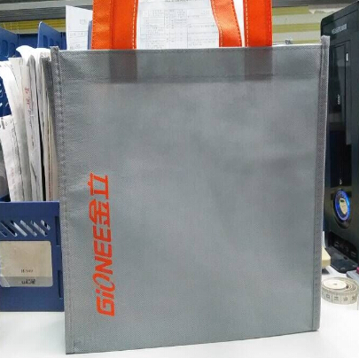 �o���������