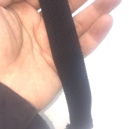 ���]����