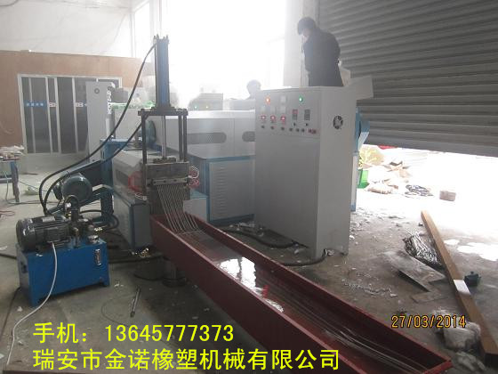 �����������C���U�f��Ĥ�����C���ܟ��C