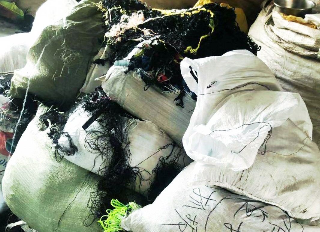 �L����ُ����...