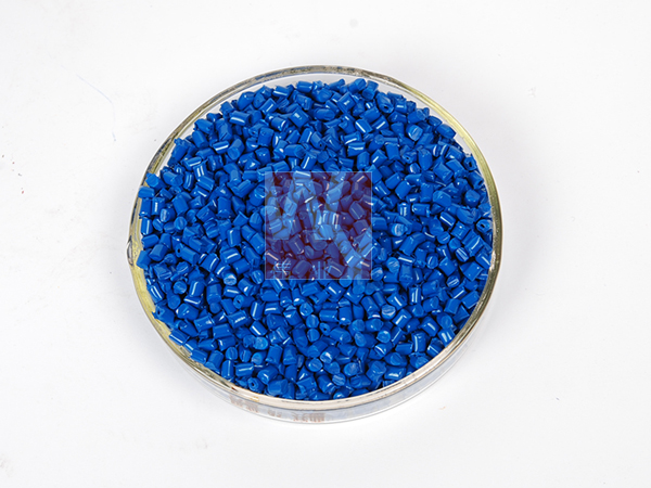 ��ɽ�o����ɫĸ��