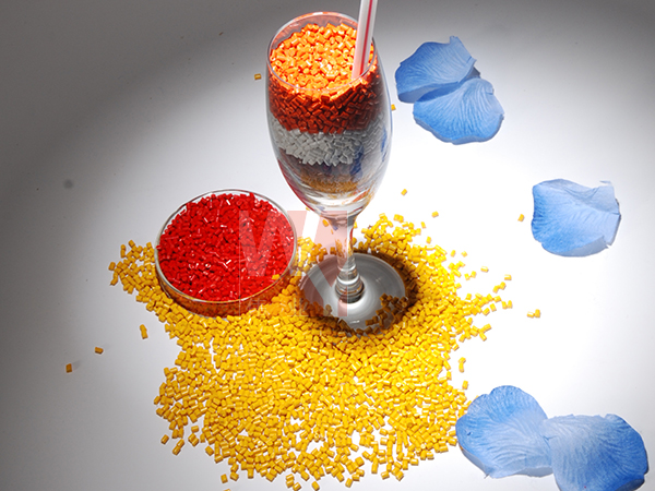 ���]�o(w��)����ɫĸ�����L(zh��ng)�zɫĸ��