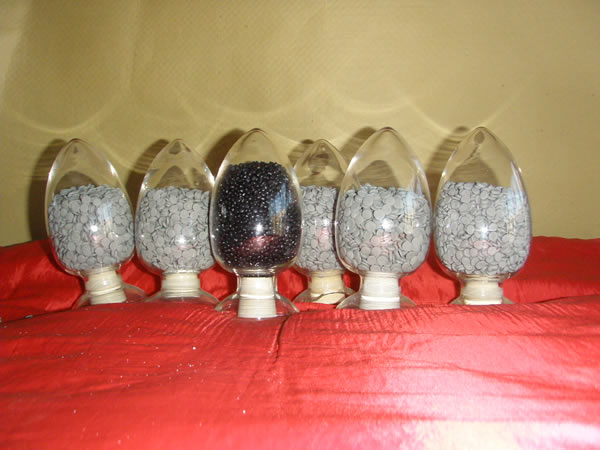 ���ϳ���������������ĸ�ϡ���Ĥ����ĸ��